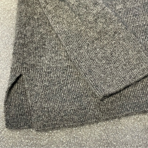 Neiman Marcus CASHMERE COLLECTION Womens XS Sweater Gray - Picture 3 of 9